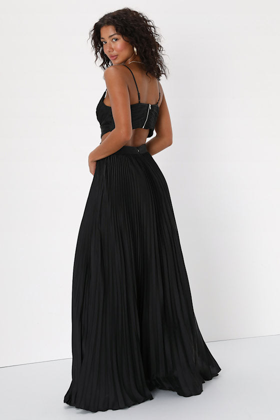 Got the Glam Black Pleated Cutout Maxi Dress