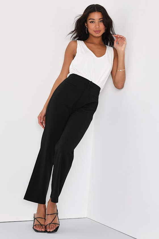 Chic on Repeat Ivory V-Neck Sleeveless Bodysuit