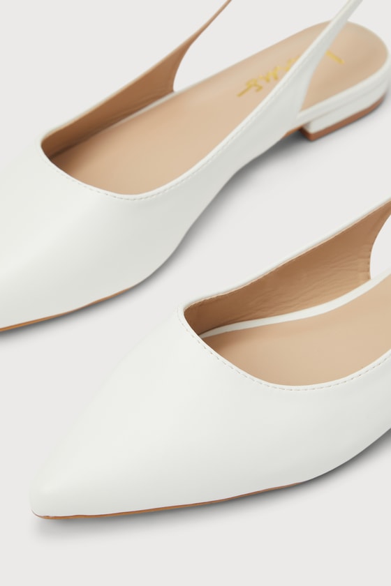 Kayaa White Pointed-Toe Slingback Flats