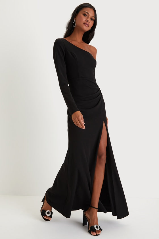 Elegant Sensation Black Asymmetrical Pleated Maxi Dress