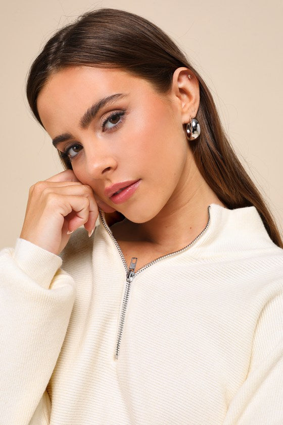 Cuddly Aesthetic Ivory Ribbed Quarter-Zip Pullover Sweater