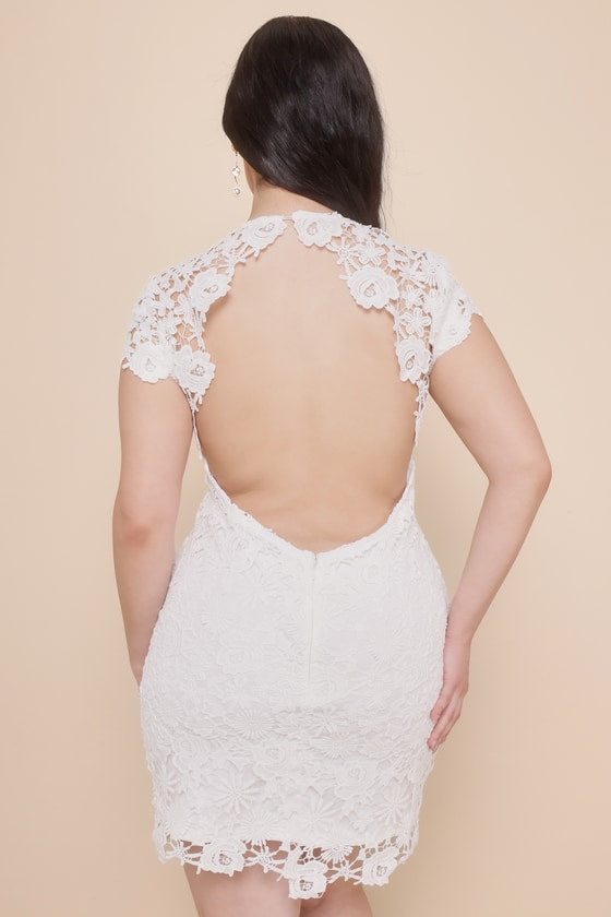 Romance Language White Backless Lace Dress