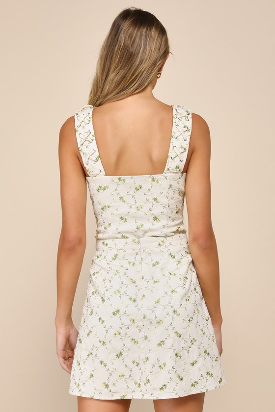 Delightful Flirt Ivory Twill Floral Embroidered Mini Skirt