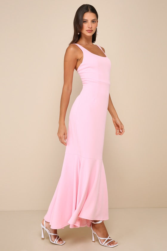 Romantic Destiny Light Pink Square Neck Trumpet Maxi Dress