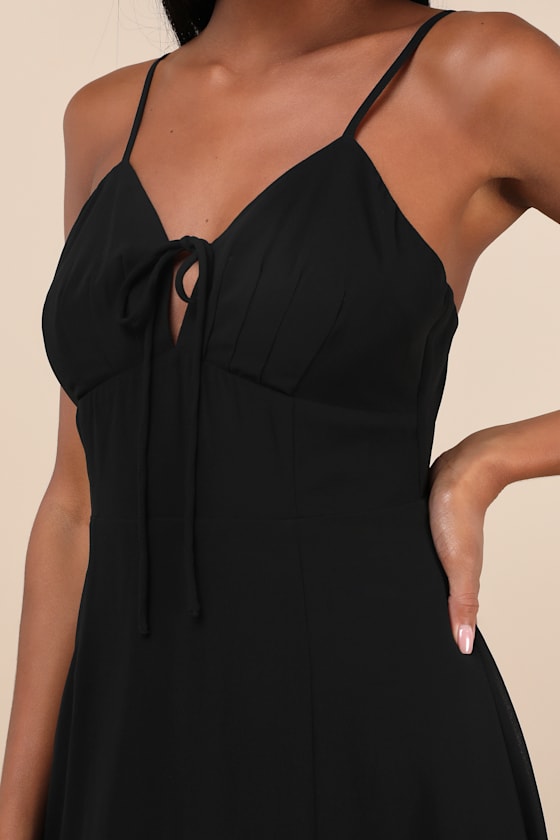 Marveled Beauty Black Sleeveless Tie-Front Maxi Dress