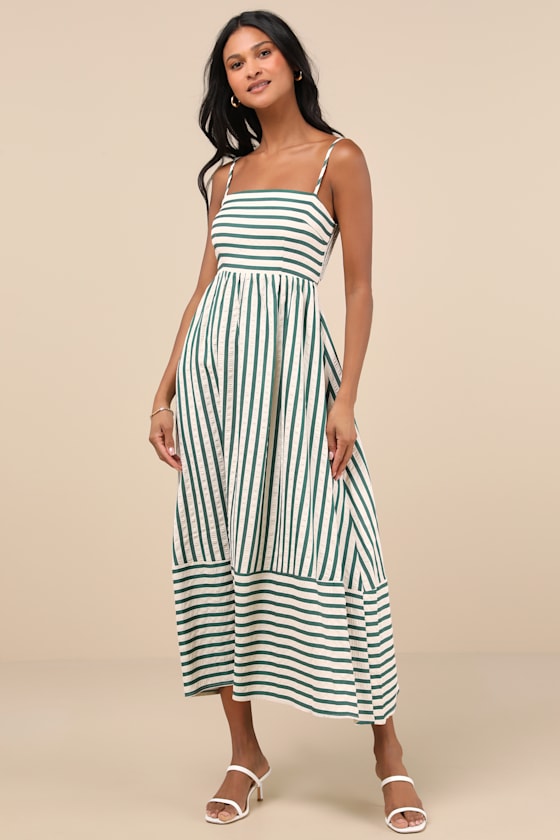 Exceptionally Pristine Green and Cream Striped Cutout Midi Dress