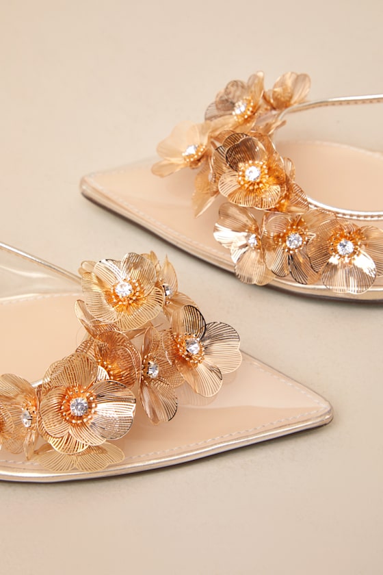SB-Robin Gold Vinyl Floral Applique Slingback Kitten Heel Pumps