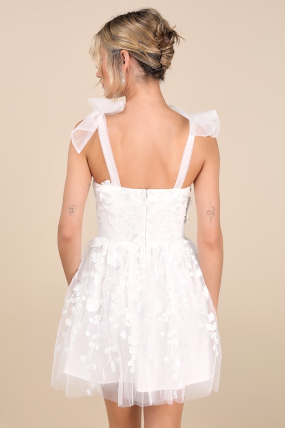 Classic Romance White 3D Floral Applique Tie-Strap Mini Dress