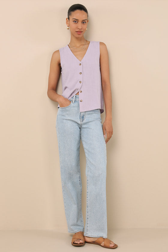 Casually Sophisticated Lilac Linen Sleeveless Button-Front Top