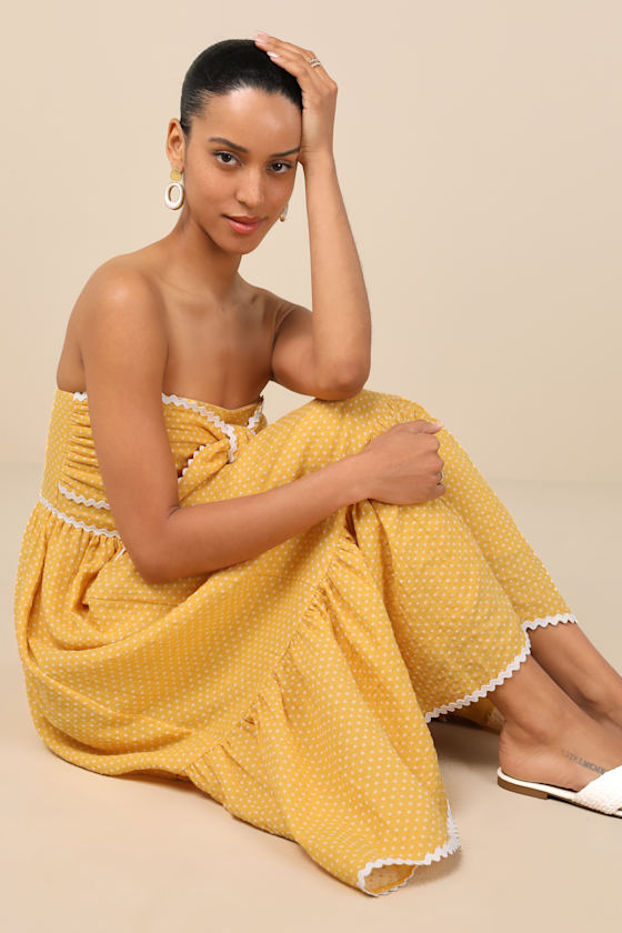 Delightful Design Yellow Polka Dot Midi Dress With Pockets