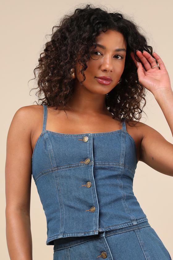 Kamile Blue Chambray Button-Front Tank Top