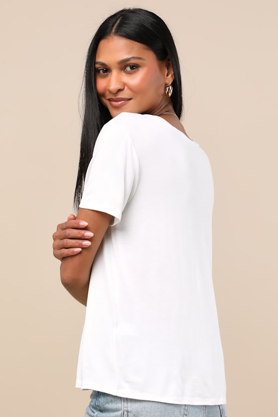Adyn Ivory V-Neck Short Sleeve Tee