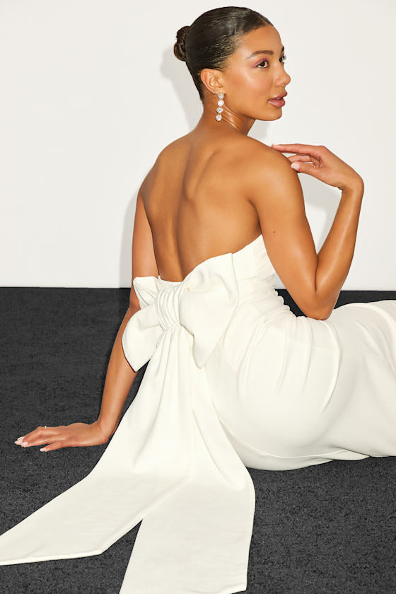 Fabulous Phenomenon White Strapless Bow Midi Dress