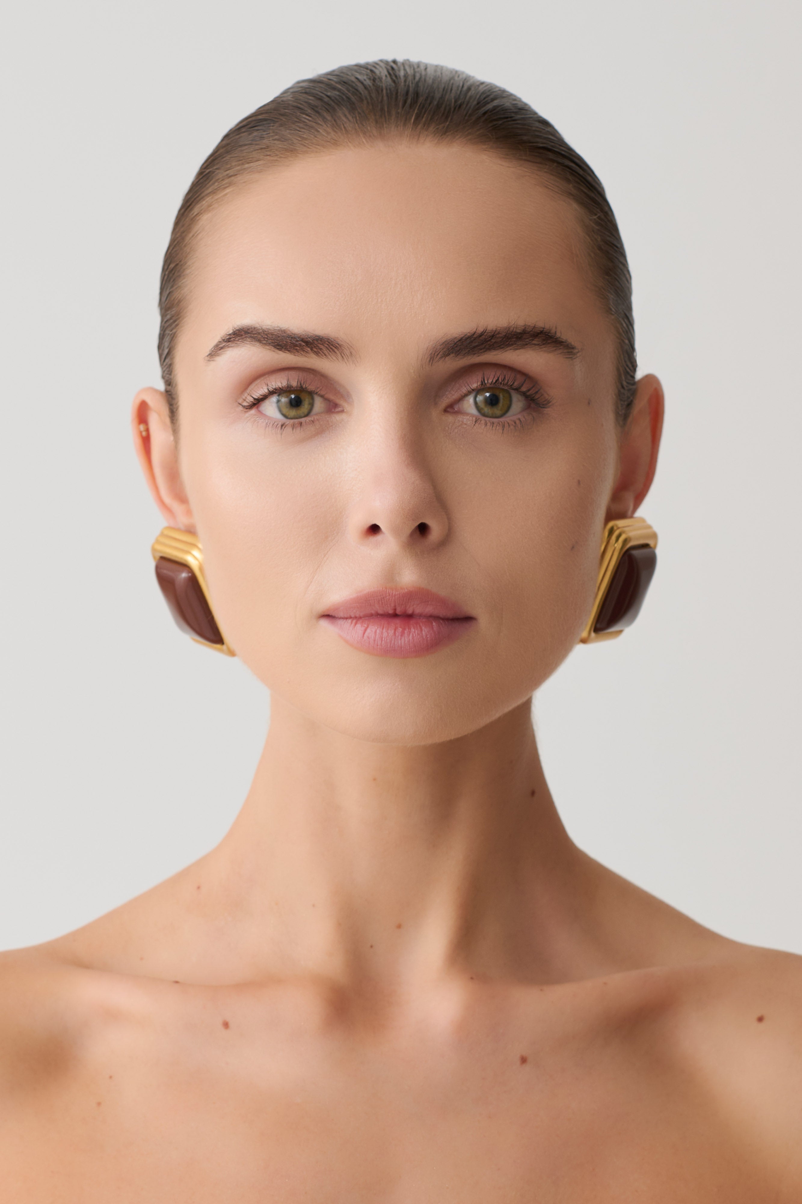 Inaya Square Stud Earring - Gold