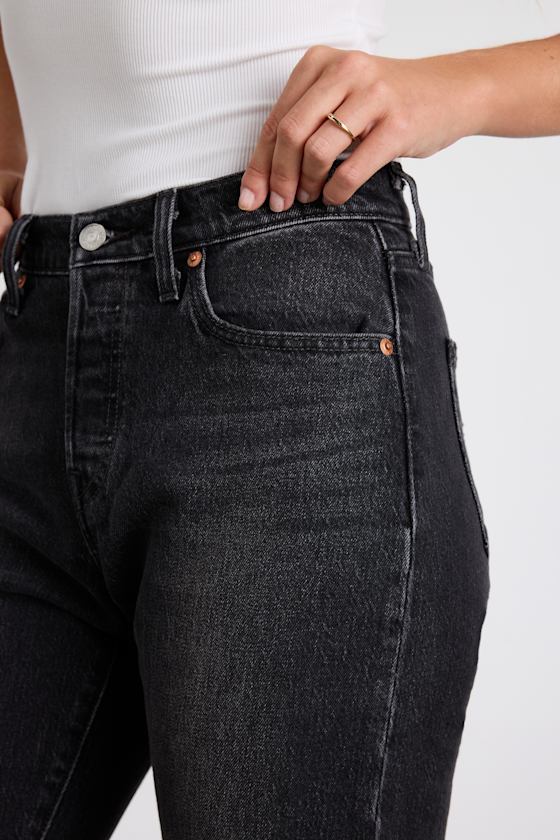 501 Curve Washed Black Straight Leg Jeans