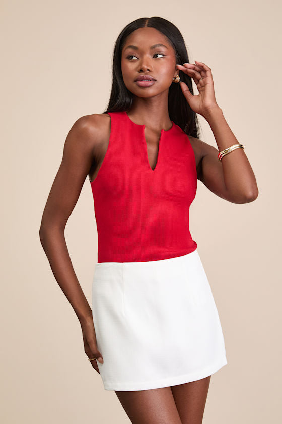 Teslee White Textured Mid-Rise Skort