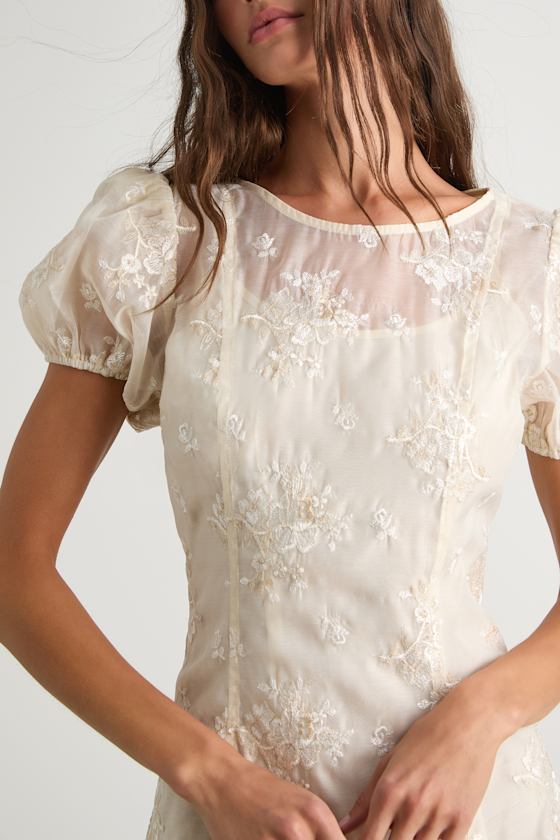 Elfrieda Cream Floral Embroidered Puff Sleeve Midi Dress