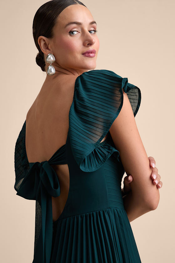 Notorious Charm Emerald Pleated Flutter Sleeve Maxi Dress