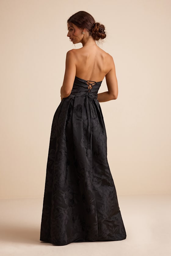 Laurelin Black Floral Jacquard Pleated Strapless Maxi Dress