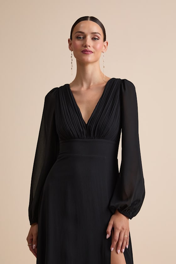 Marvelous Affair Black Pleated Lace-Up Maxi Dress