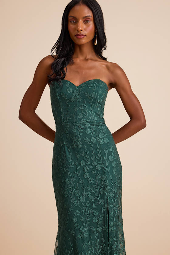 Romantic Beauty Green Floral Embroidered Strapless Maxi Dress