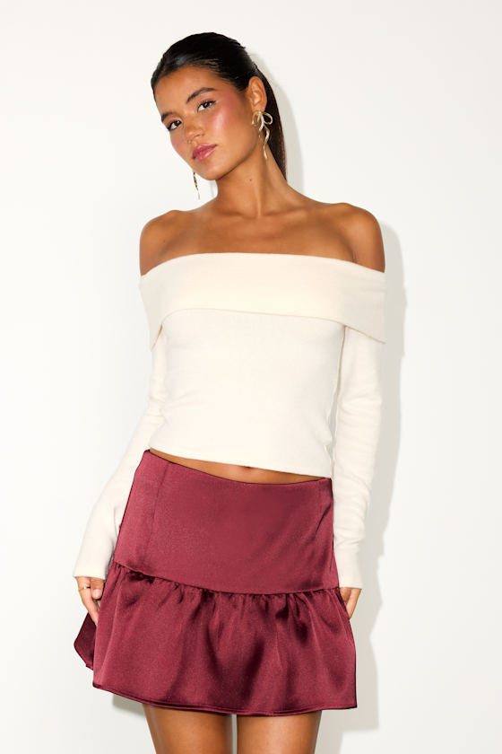 Vissera Burgundy Satin Tiered Mid-Rise Mini Skirt