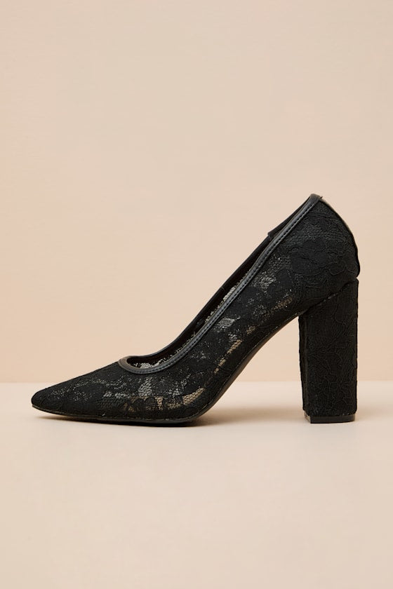 Lolita Black Lace Pointed-Toe Pumps