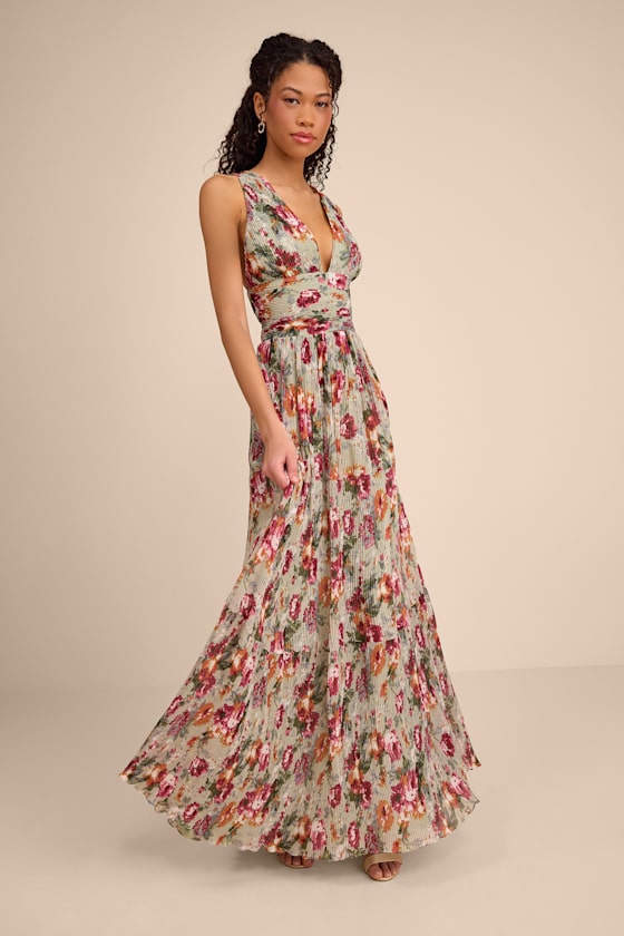 Leora Sage Floral Pleated Tiered Maxi Dress