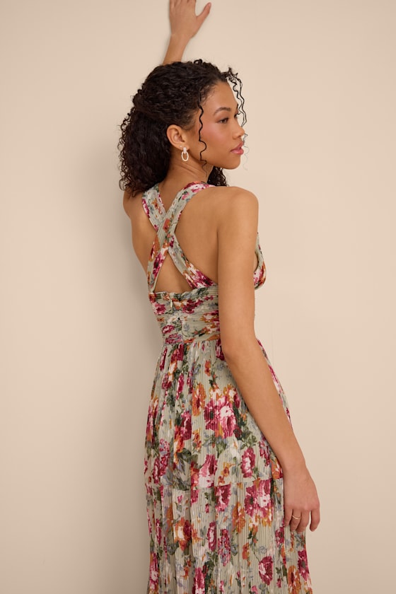 Leora Sage Floral Pleated Tiered Maxi Dress