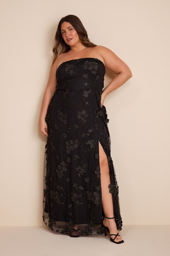 Rare Presence Black 3D Floral Embroidered Maxi Dress