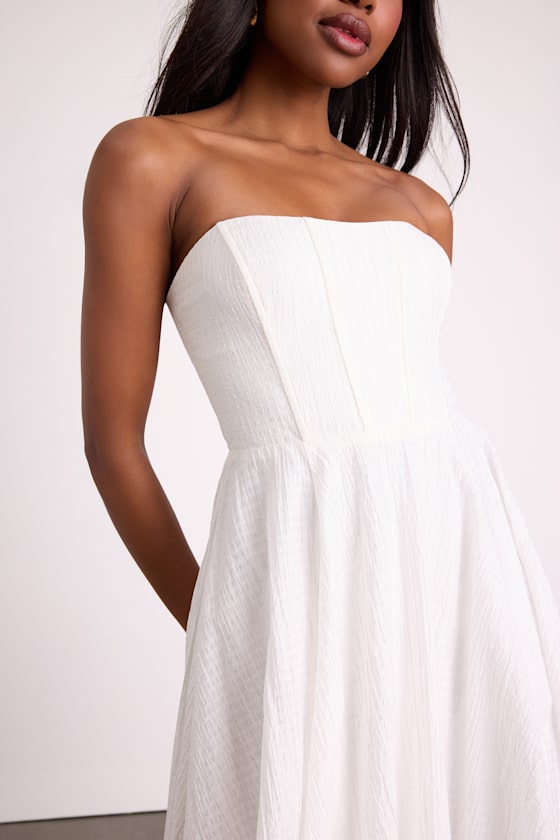 Pomelo White Textured Bustier Skater Midi Dress