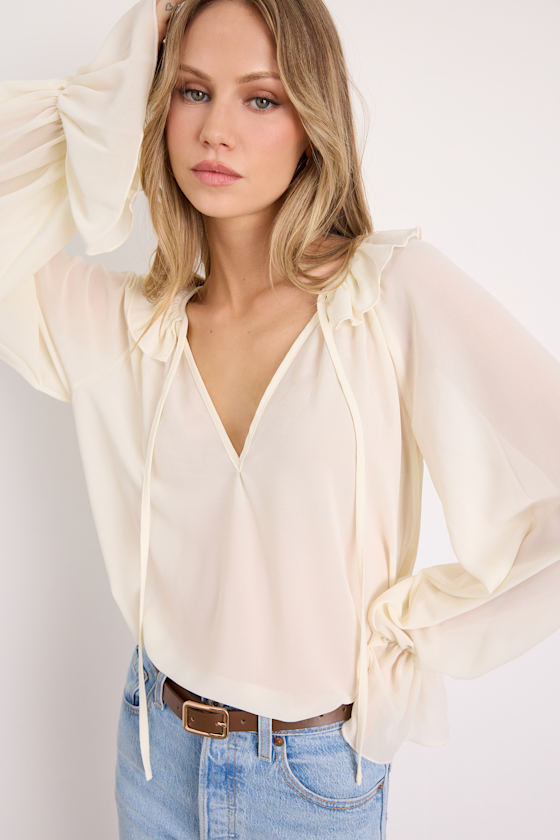 Florencia Ivory Ruffled Long Sleeve Top