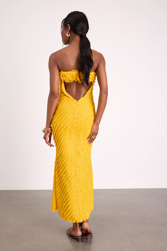 Faelyn Yellow Strapless Ruffled Midi Dress