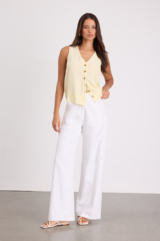 Casually Sophisticated Yellow Linen Sleeveless Button-Front Top