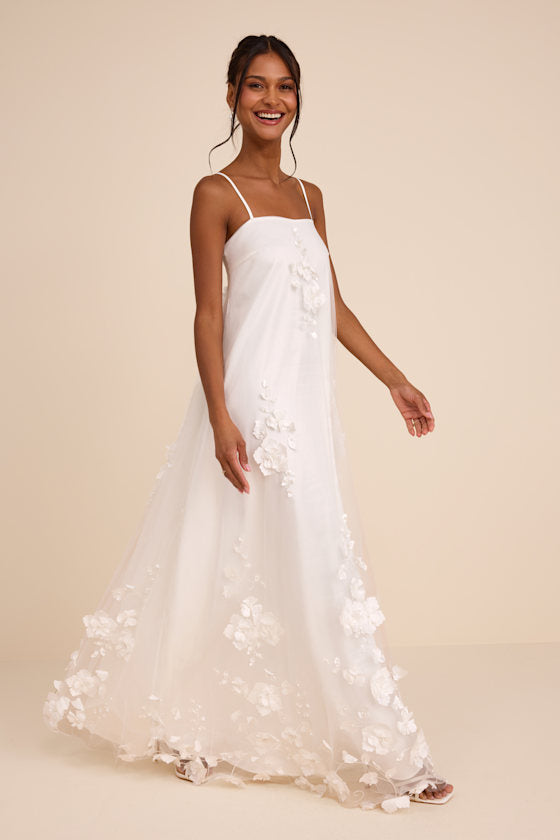 Allie White Floral Applique Shift Maxi Dress