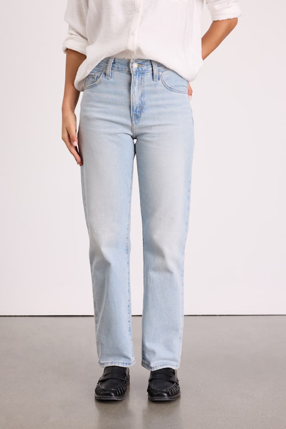Easy Dad Light Wash High-Rise Jeans