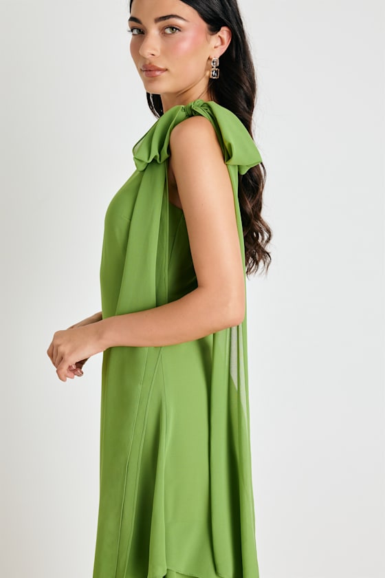 Camellia Bright Green One-Shoulder Bow Maxi Dress