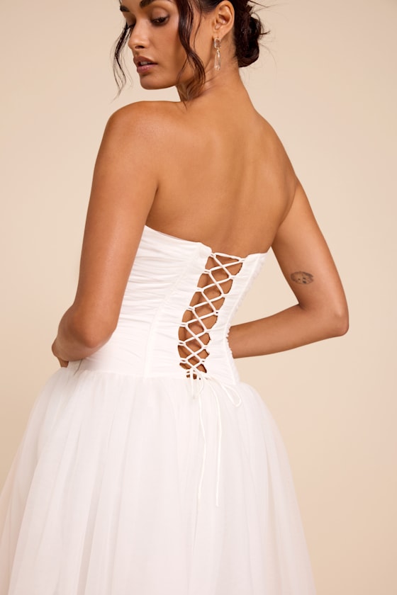Dulce White Tulle Bustier Wedding Dress