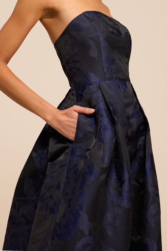 Laurelin Navy Floral Jacquard Pleated Strapless Maxi Dress