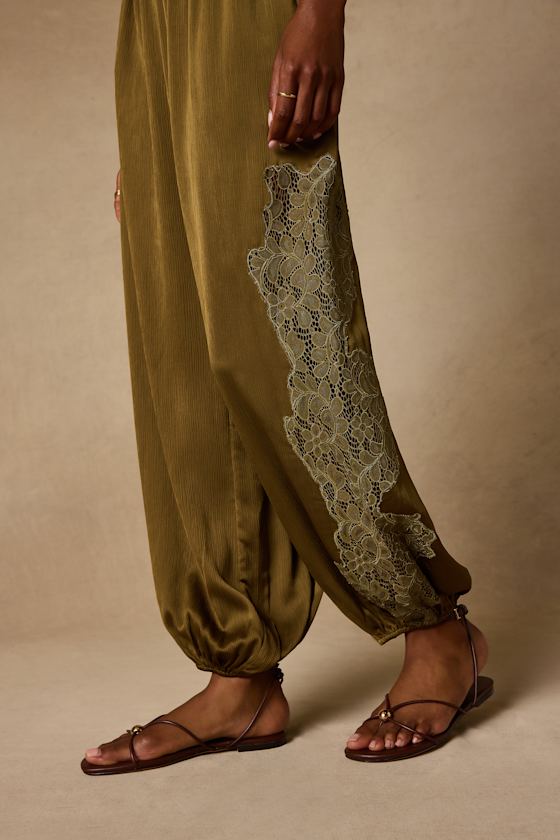 Evette Olive Green Lace High-Rise Jogger Pants