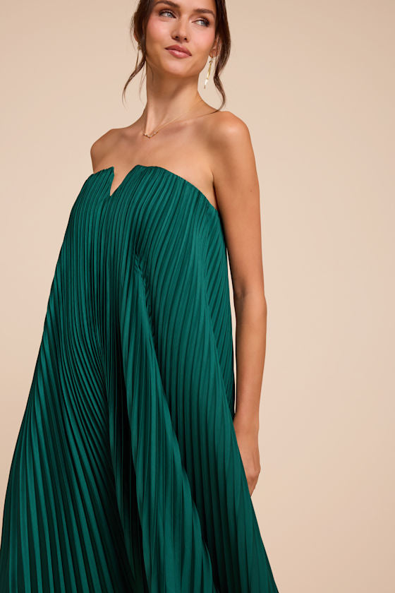 Daylen Emerald Satin Shift Maxi Dress