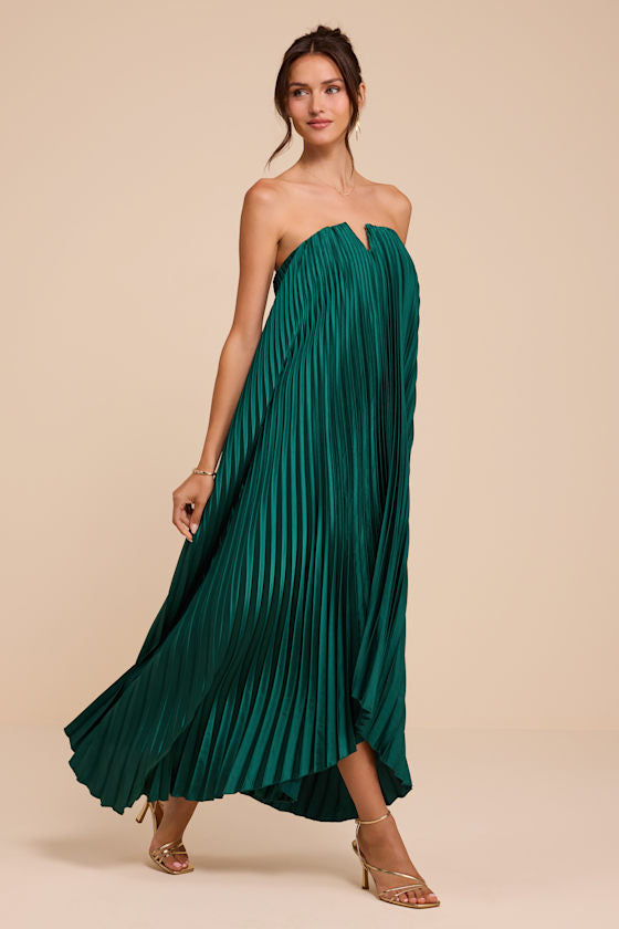 Daylen Emerald Satin Shift Maxi Dress