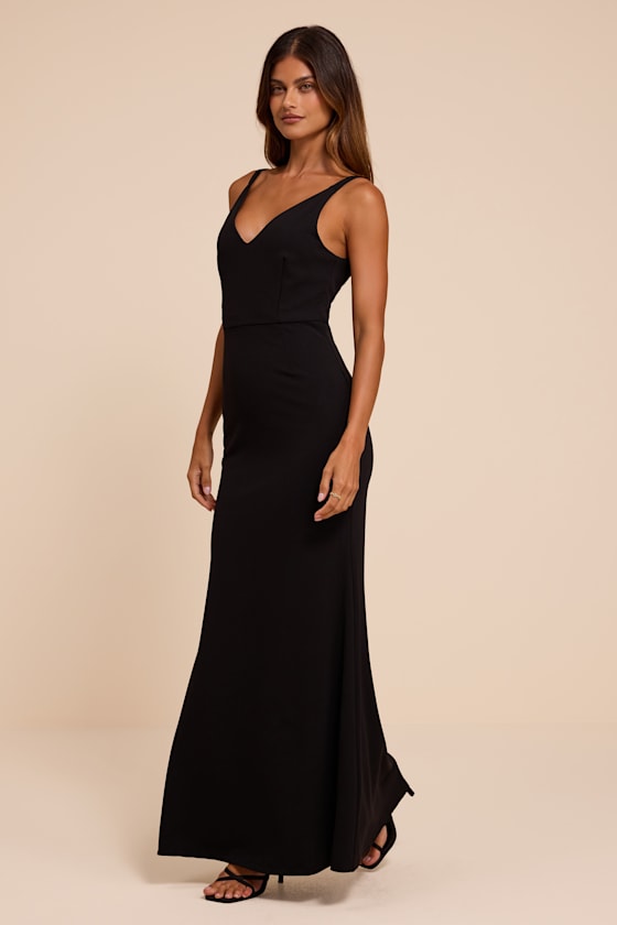 Melora Black Sleeveless Maxi Dress