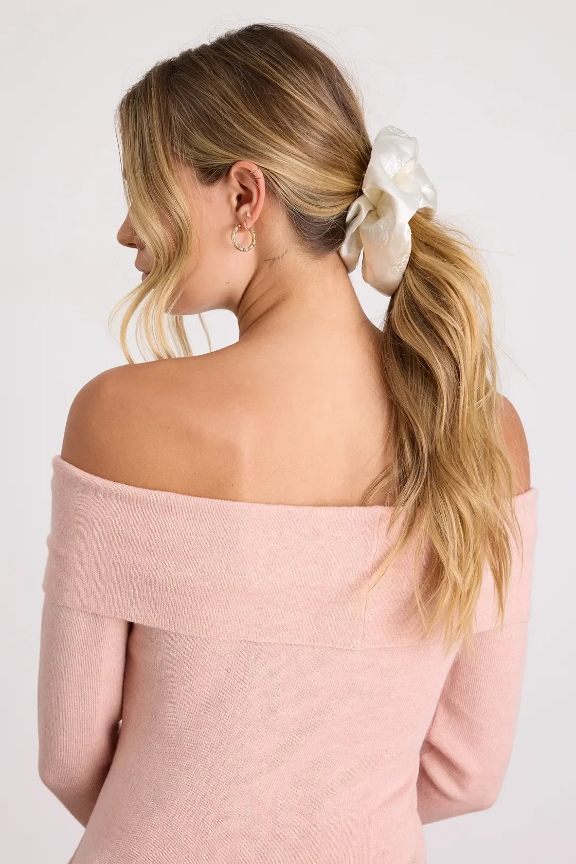 Johana Ivory and Charcoal Satin Floral Scrunchie Set