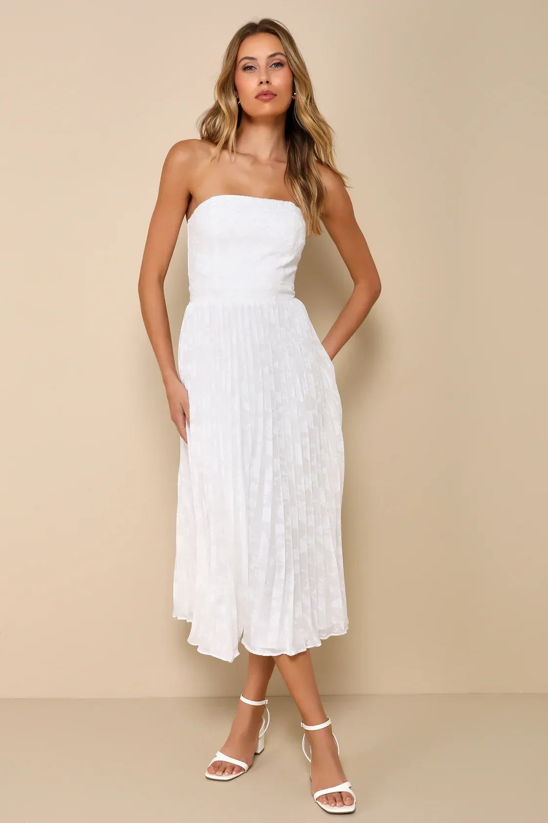 Perfectly Stunning Emerald Jacquard Strapless Midi Dress