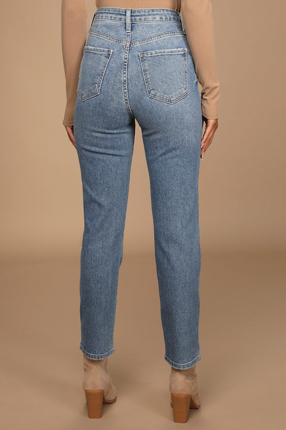 Forever a Trend Light Wash High-Rise Mom Jeans