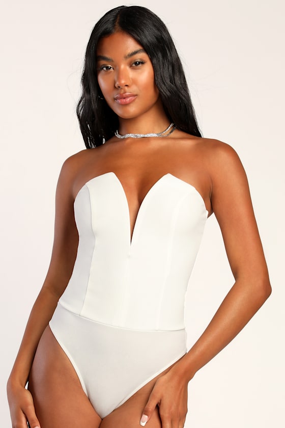 Babe Alert Ivory Notched Strapless Bodysuit