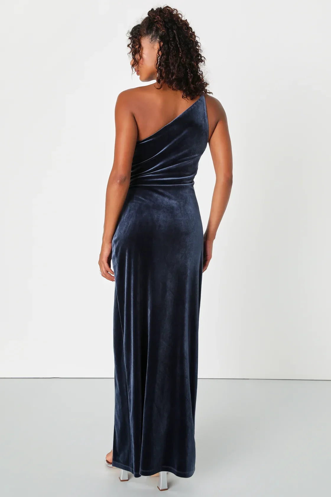Elegant Era Olive Green Velvet One-Shoulder Maxi Dress